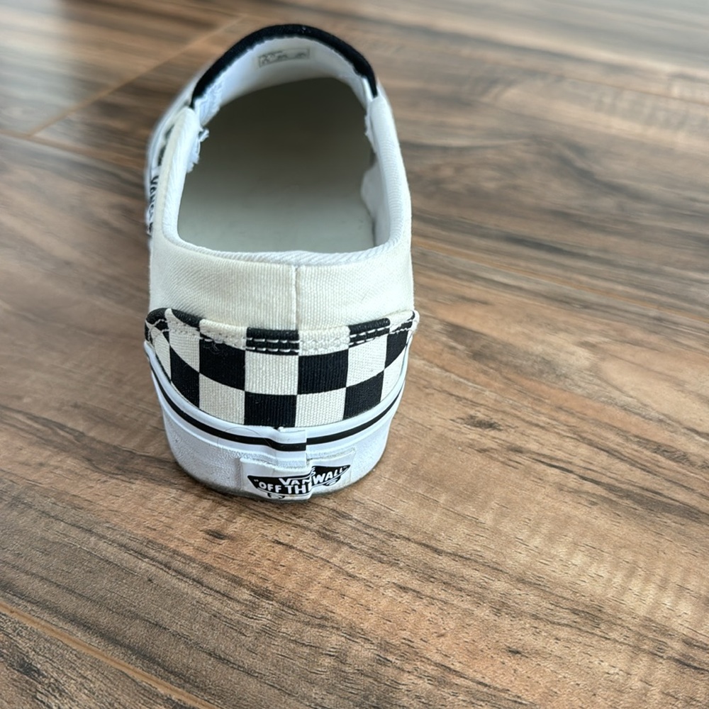 Van’s Classic Slip-On Checkerboard Black and White Canvas Shoes Size 7 - Picture 4 of 11